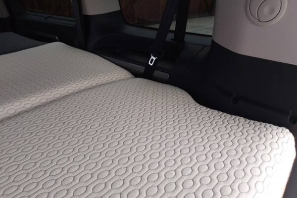 Citroen-Spacetourer-Klappmatratze-n-5