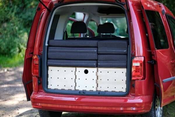 Kiubiq-Camping-Set-f-r-VW-Caddy-1